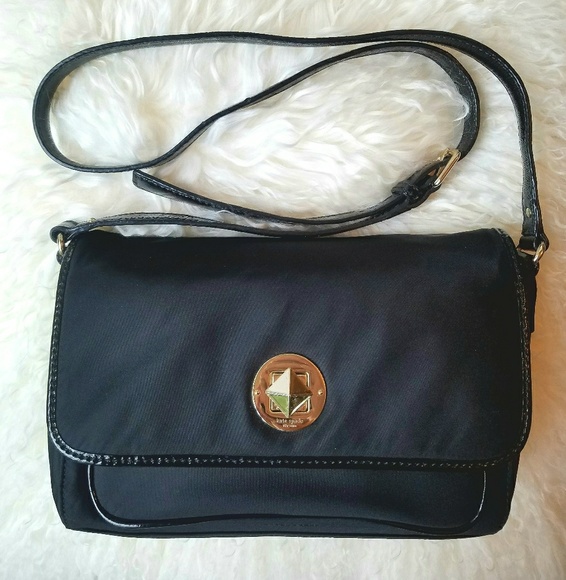 kate spade Handbags - Kate Spade Crossbody Purse